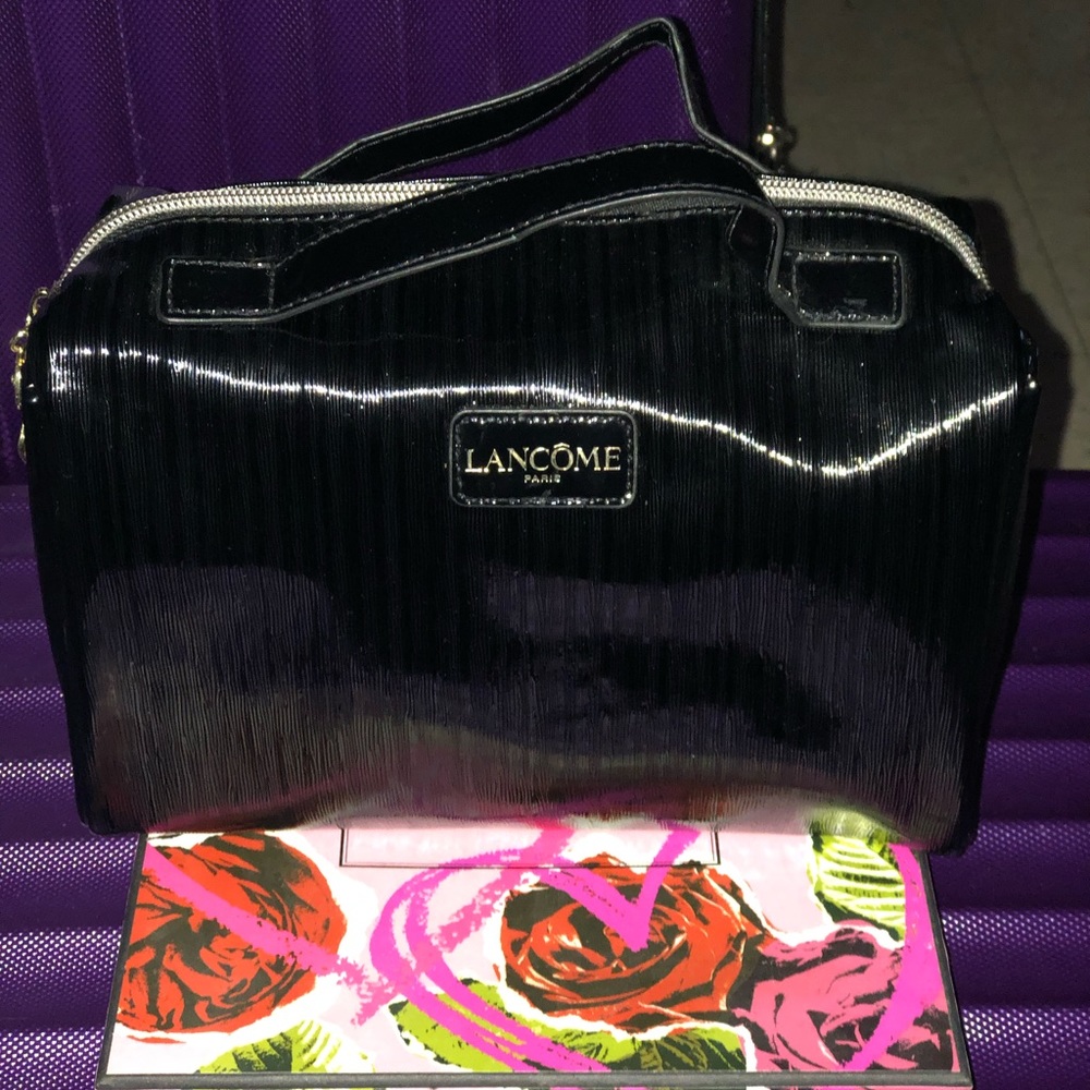 Makeup bag